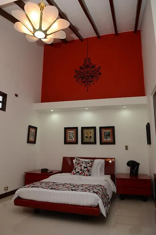 Kolor Hotel Boutique Medellín 3*,