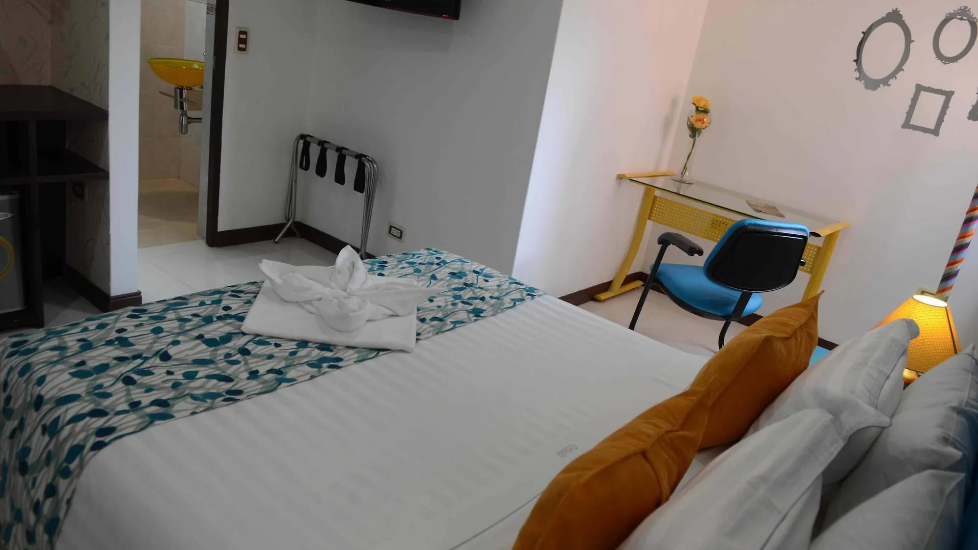 ***  Kolor Hotel Boutique Medellín Colombia