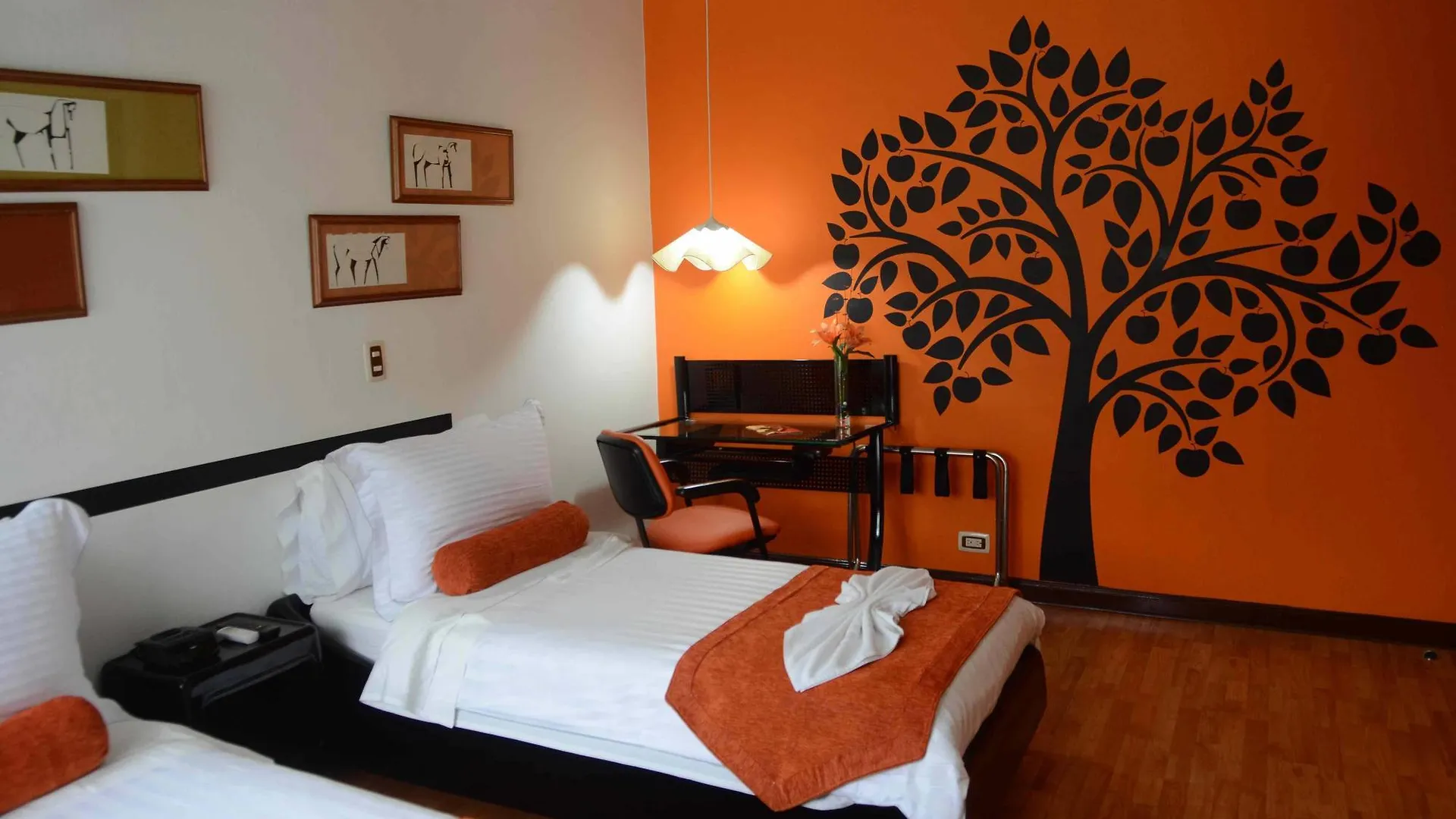 Kolor Hotel Boutique Medellín 3*,  Colombia